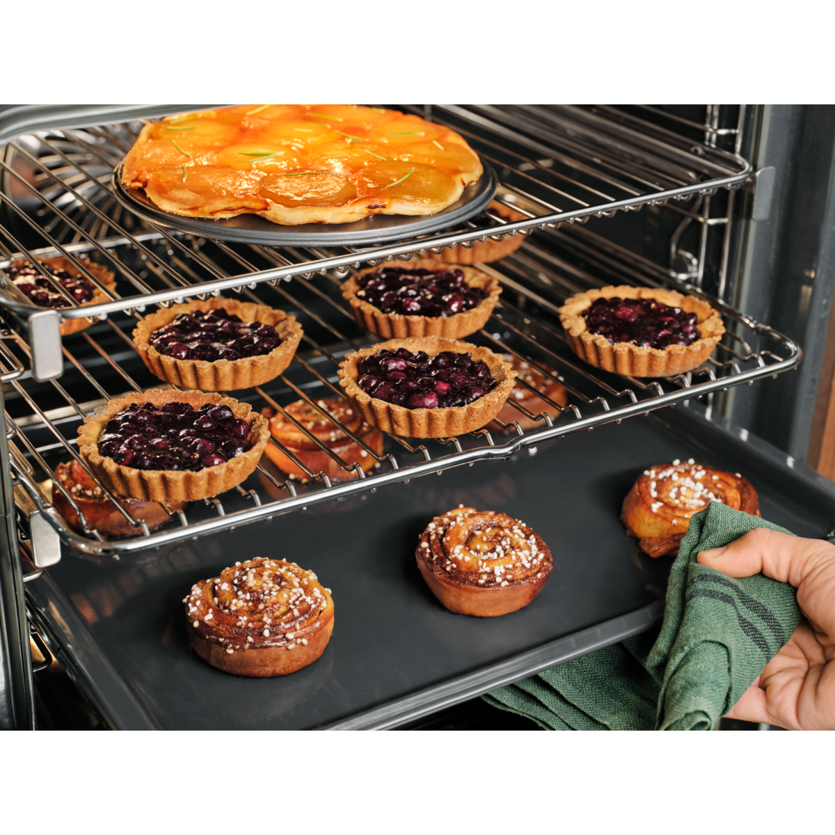Electrolux - Pirolitikus sütő - EOE8P38X