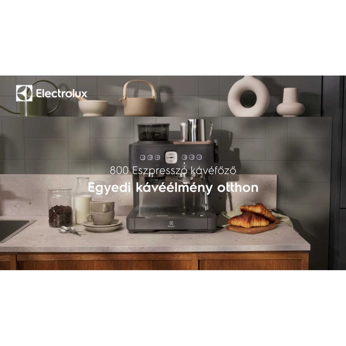 Electrolux - Kávéfőző - E8EC1-8SW