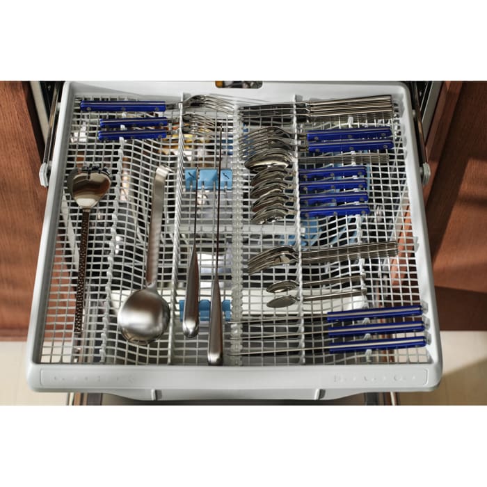 FlexiMax drawer with knife holder fits cutlery and utensils.