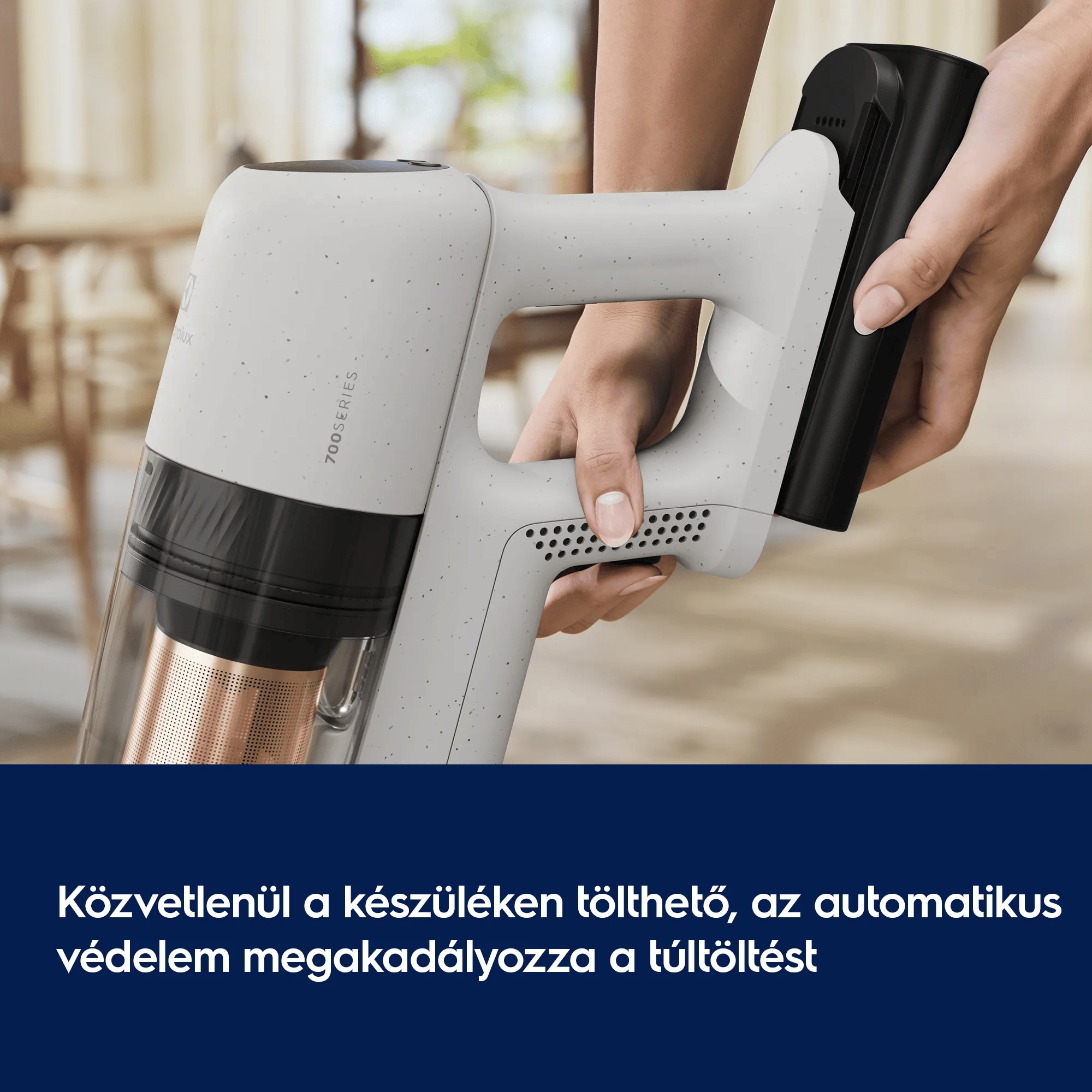 Közvetlenül a készüléken tölthető, az automatikus védelem megakadályozza a túltöltést
