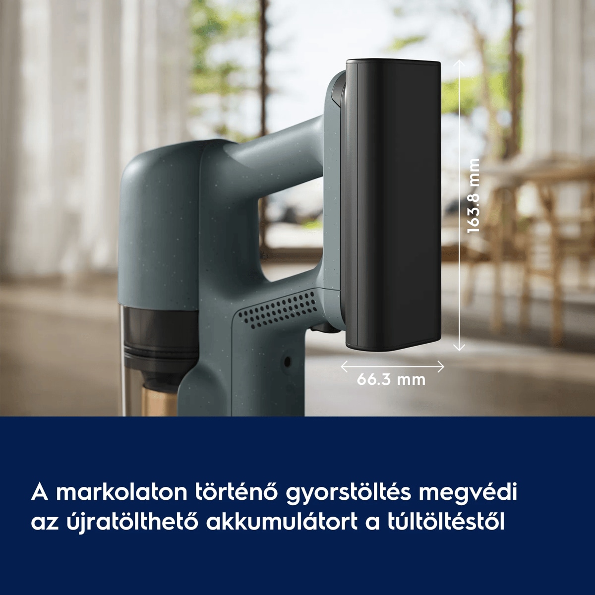 A markolaton történő gyorstöltés megvédi az újratölthető akkumulátort a túltöltéstől.