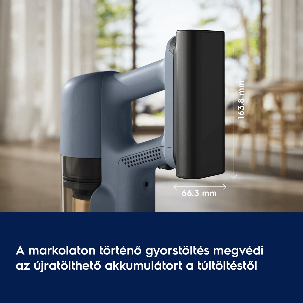 A markolaton történő gyorstöltés megvédi az újratölthető akkumulátort a túltöltéstől.