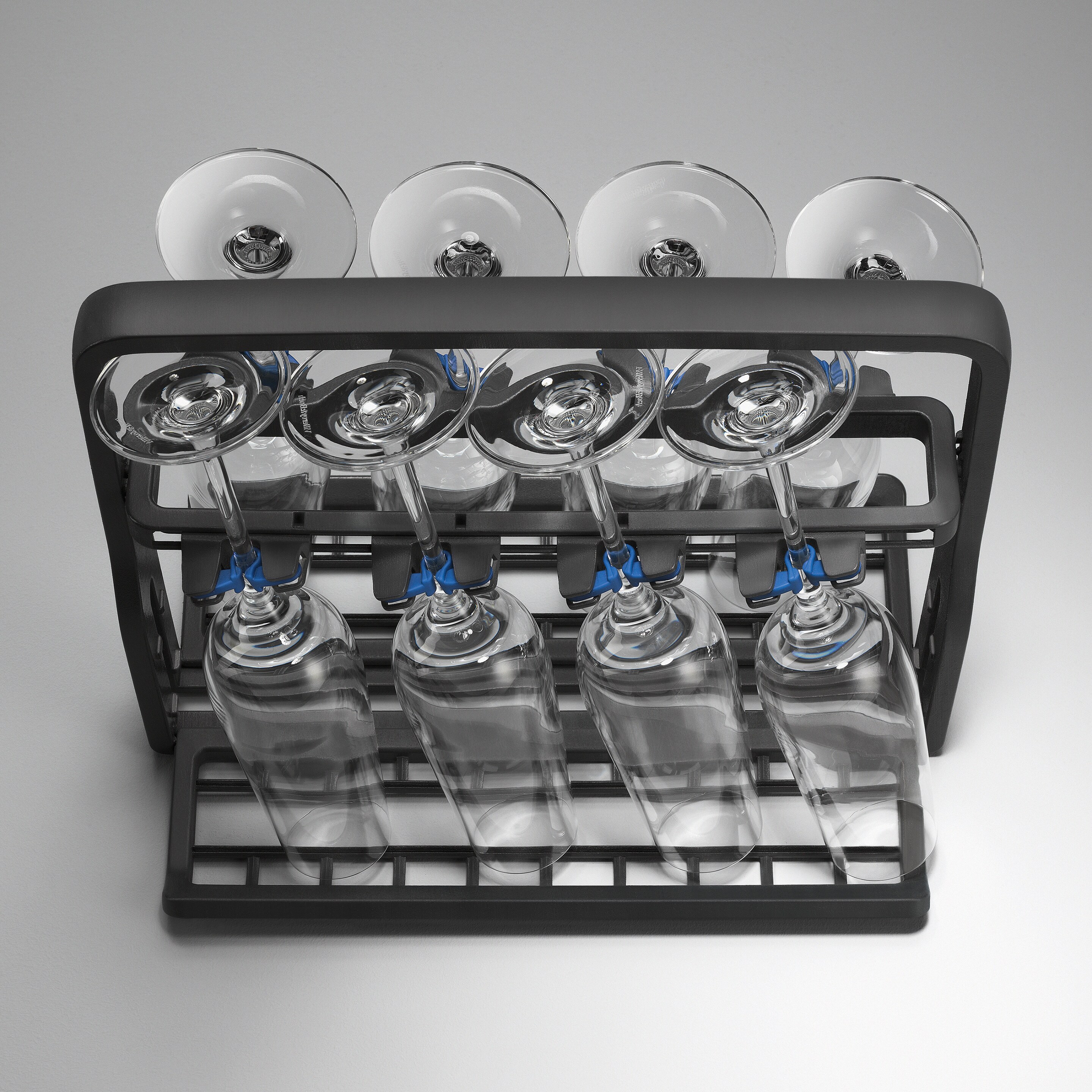 Az Electrolux üvegtartó kosár 8 pezsgőspohárral