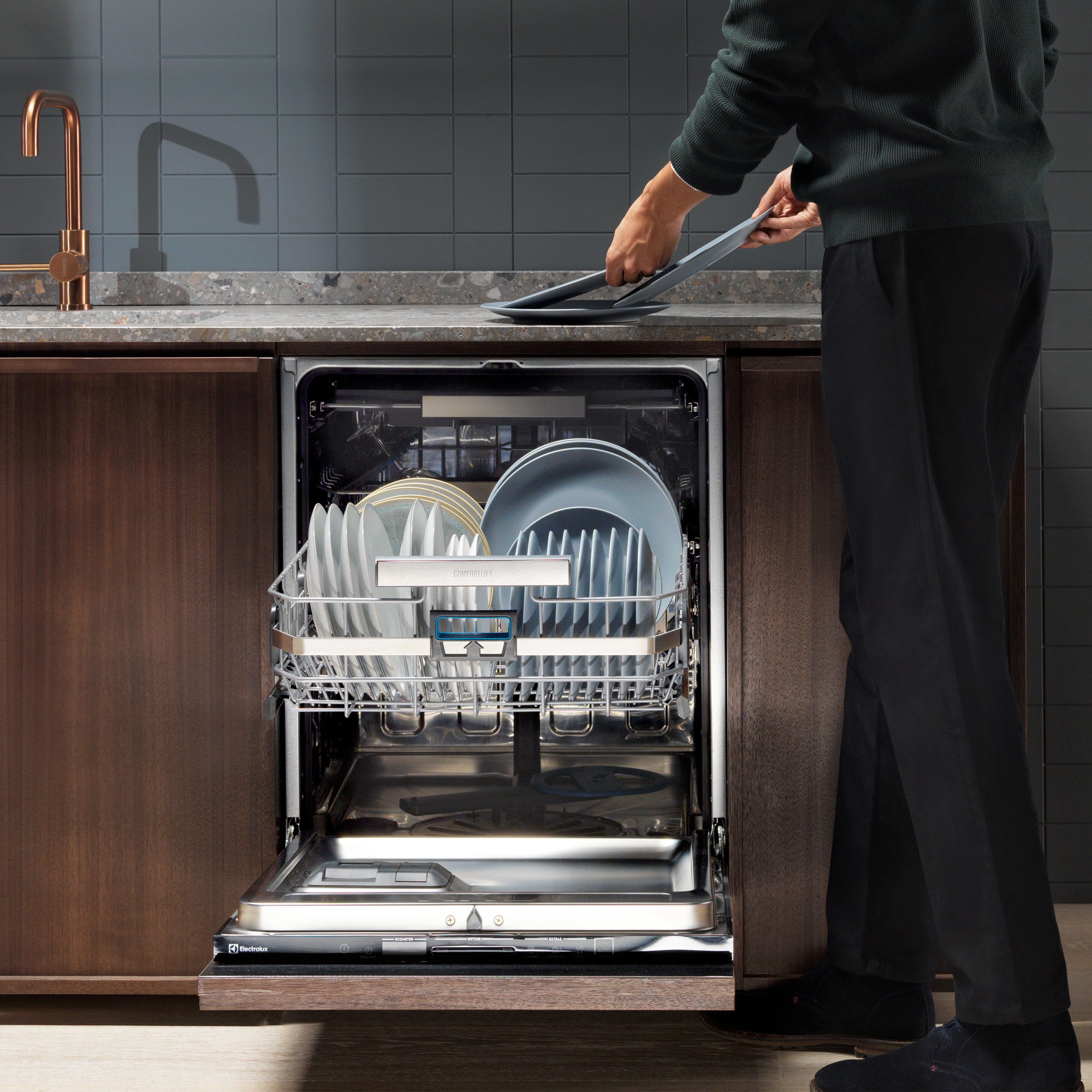 Electrolux mosogatógép egy konyhai összeállításban