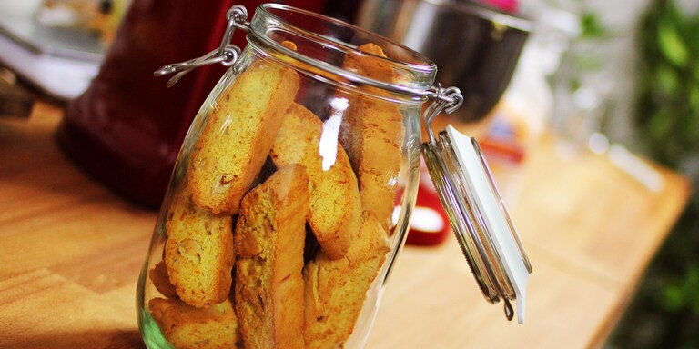 Biscotti naranccsal és mogyoróval
